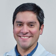 Dr. Ignacio Bravo